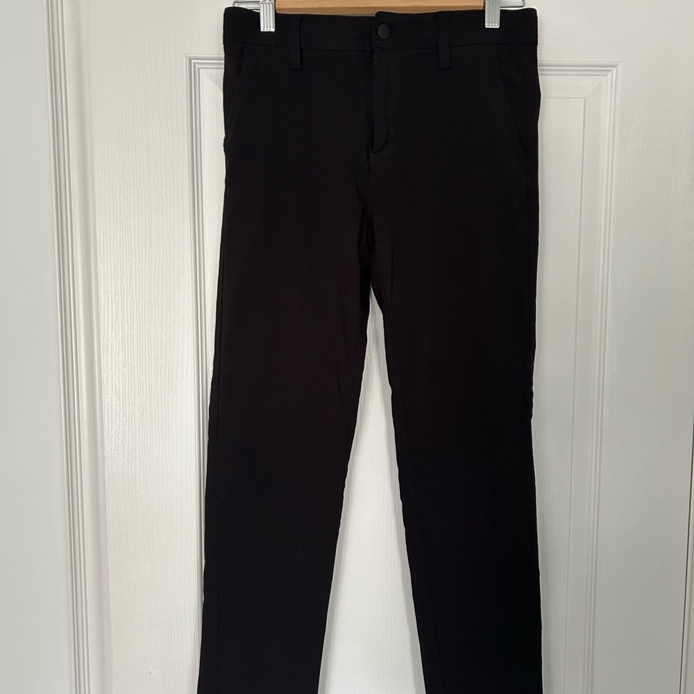 Black Casual Straight-Leg Bottoms with Tailored Fit